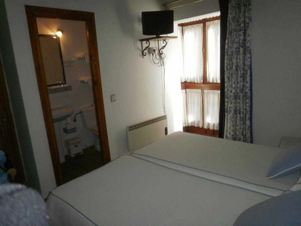 Hostal La Posada De Zocodover โตเลโด ห้อง รูปภาพ