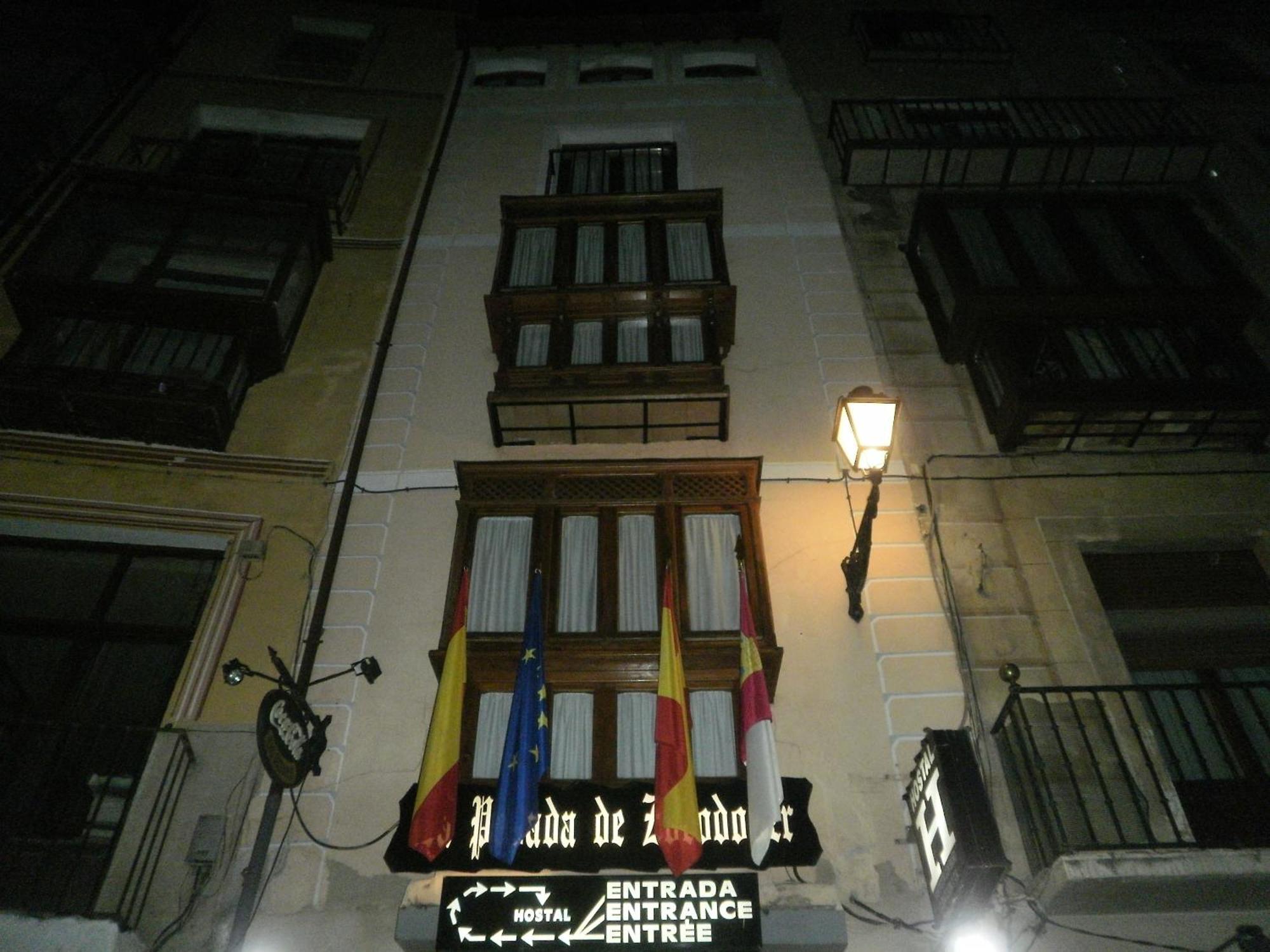 Hostal La Posada De Zocodover โตเลโด ภายนอก รูปภาพ