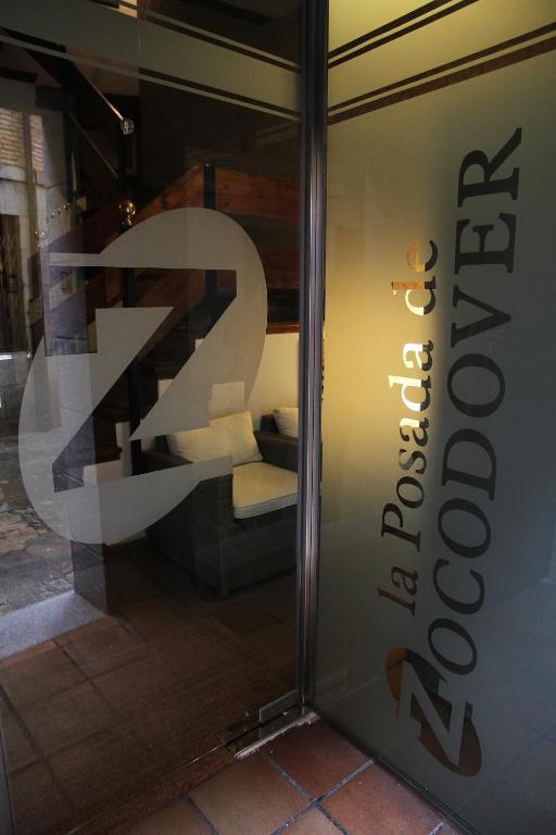 Hostal La Posada De Zocodover โตเลโด ภายนอก รูปภาพ