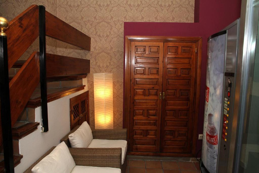 Hostal La Posada De Zocodover โตเลโด ภายนอก รูปภาพ