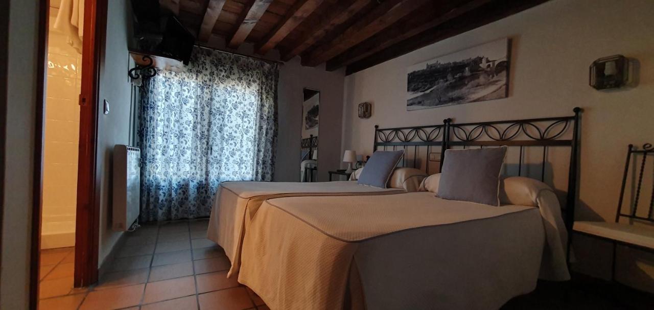Hostal La Posada De Zocodover โตเลโด ภายนอก รูปภาพ